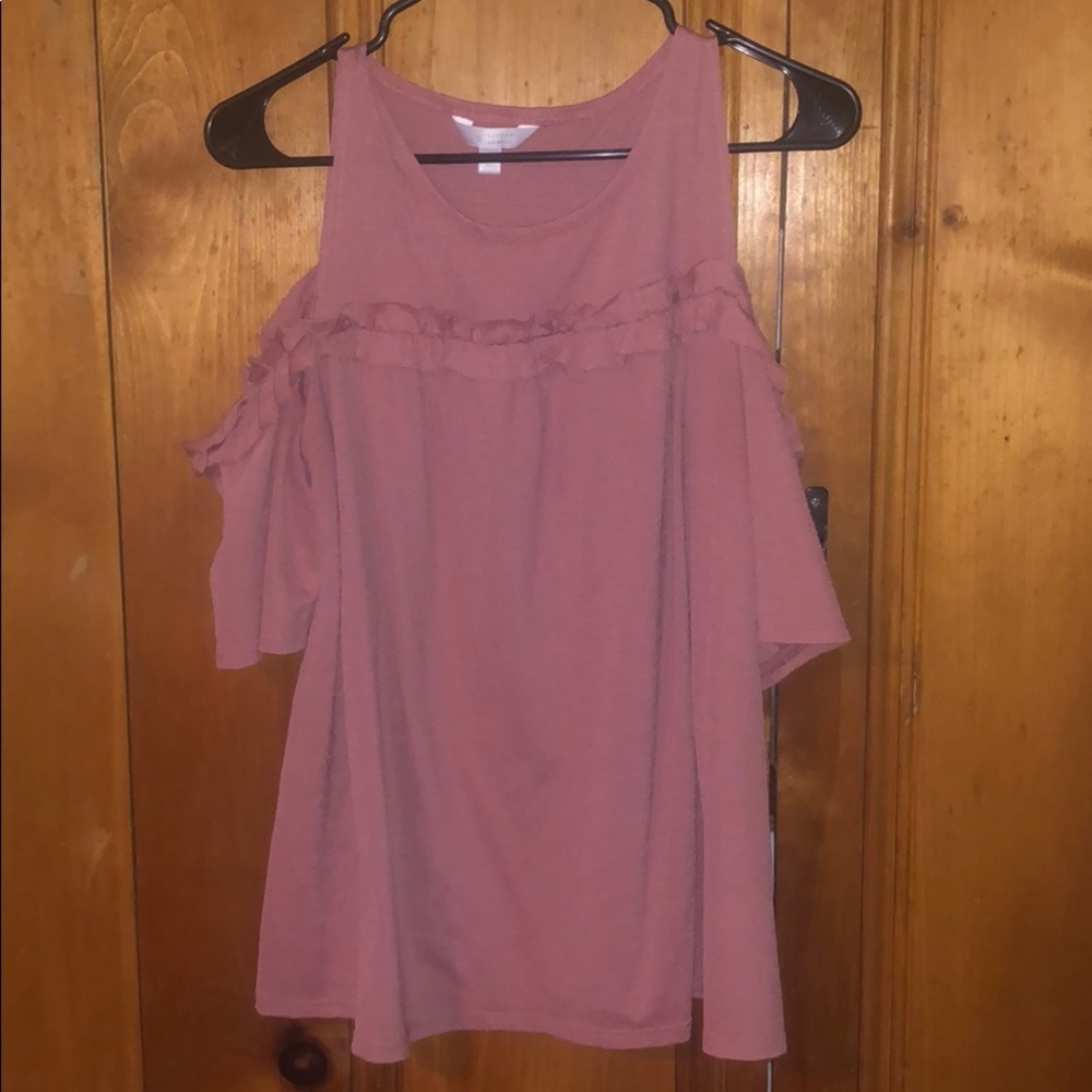Cold shoulder top